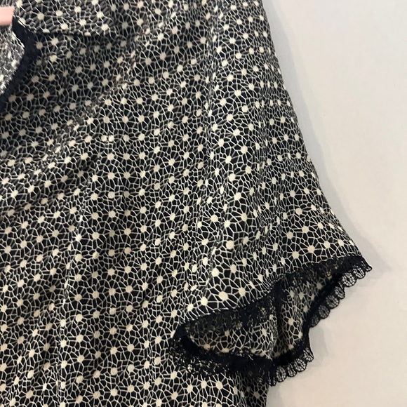 Jones New York Black and White Button Down Shirt - Picture 3 of 4